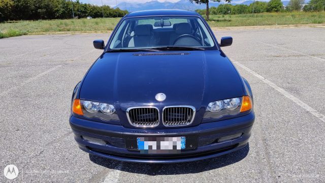 BMW 318 usata, con Autoradio
