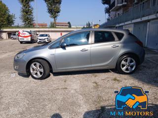 OPEL Astra usata, con Controllo automatico clima