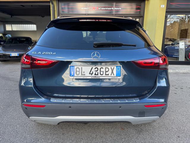 MERCEDES-BENZ GLA 200 usata, con Chiusura centralizzata