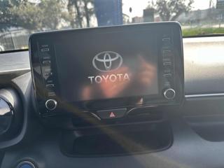 TOYOTA Yaris usata, con Servosterzo