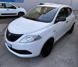 LANCIA Ypsilon usata, con Airbag