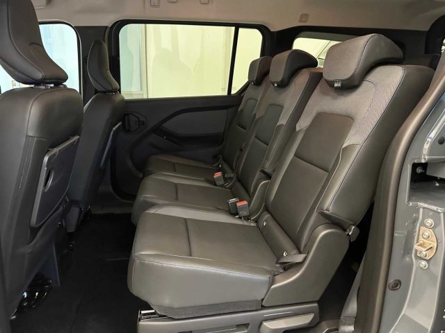 NISSAN Townstar usata, con Fendinebbia