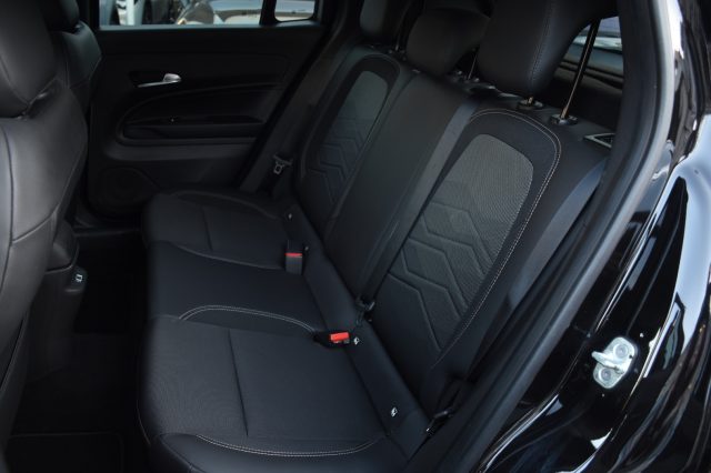 JEEP Avenger usata, con Sistema di navigazione