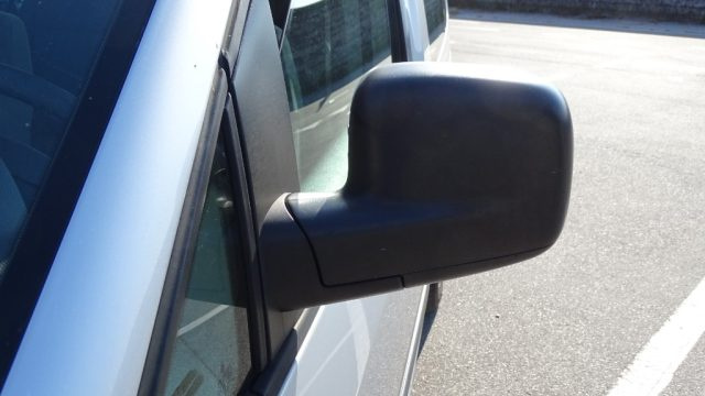 VOLKSWAGEN Caddy usata 23