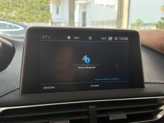 PEUGEOT 3008 usata, con USB