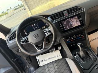 VOLKSWAGEN Tiguan usata, con Sensori di parcheggio anteriori