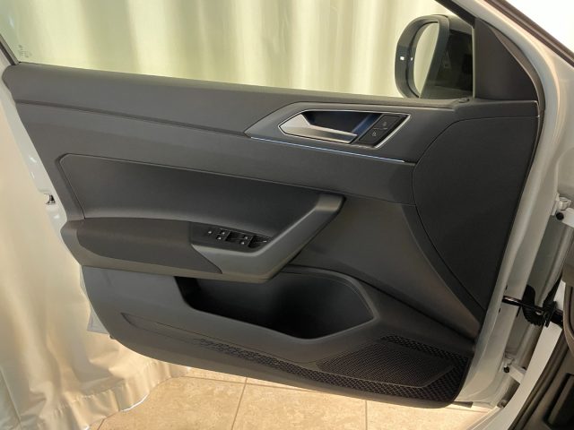 VOLKSWAGEN Taigo usata, con Servosterzo