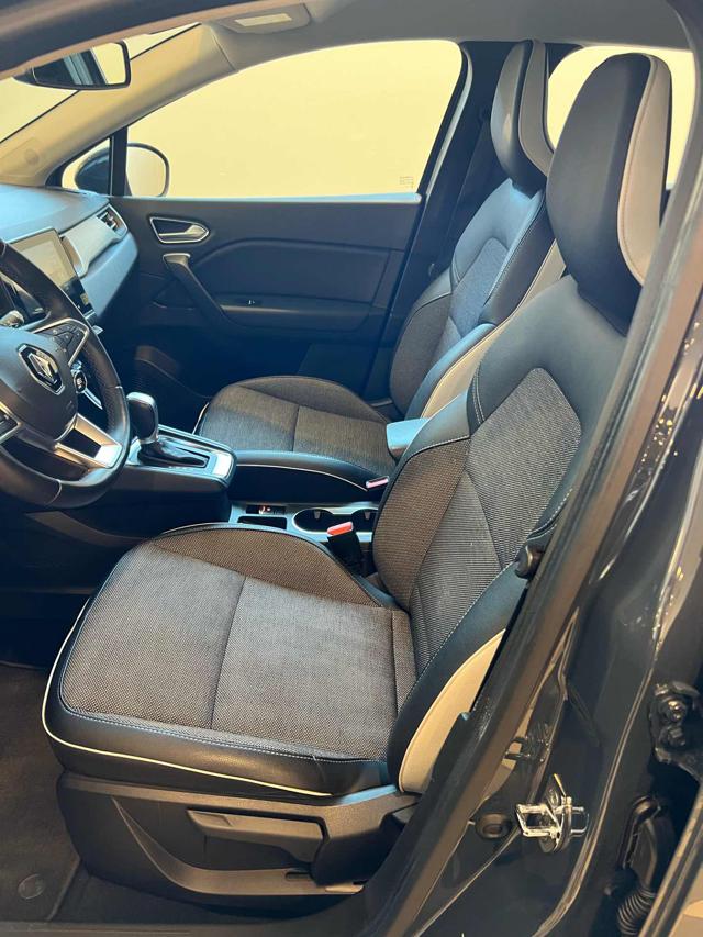 RENAULT Captur usata, con Fari LED