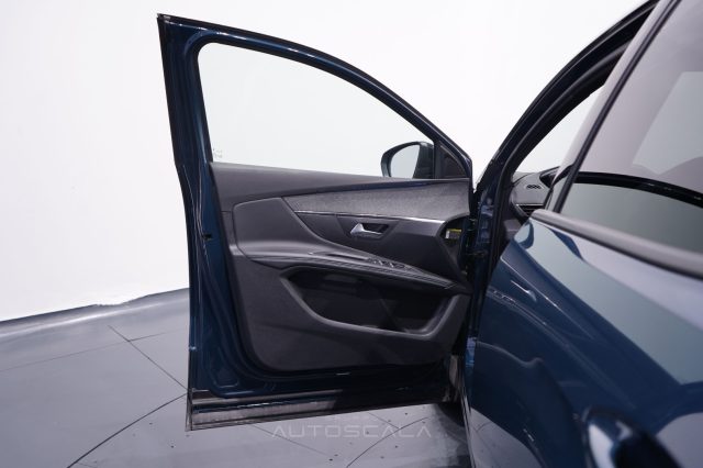 PEUGEOT 3008 usata, con Cruise Control