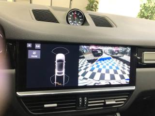 PORSCHE Cayenne usata, con Sensori di parcheggio posteriori