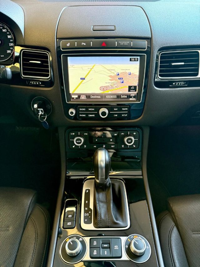 VOLKSWAGEN Touareg usata, con Climatizzatore