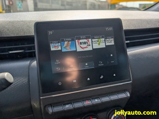 RENAULT Clio usata, con USB