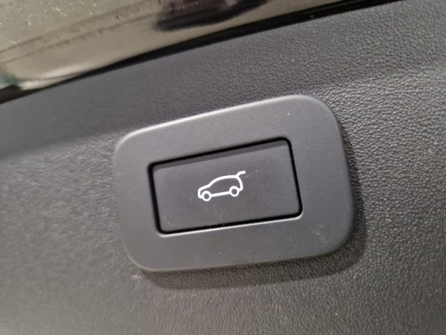 JAGUAR E-Pace usata, con Adaptive Cruise Control