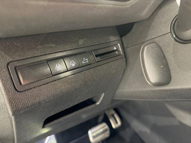 PEUGEOT 3008 usata, con Interni in pelle