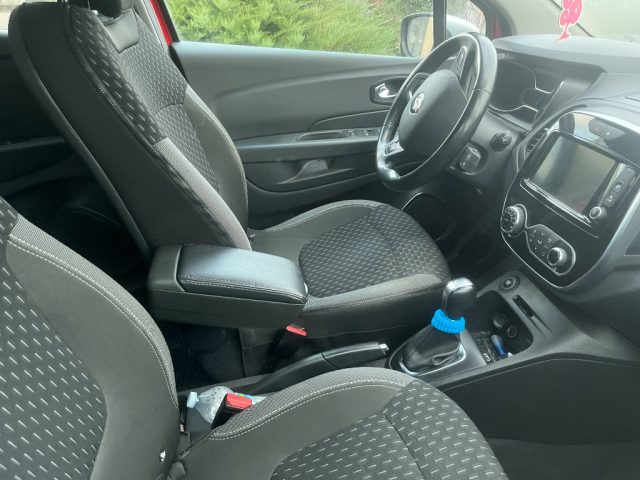 RENAULT Captur usata, con Sistema di navigazione