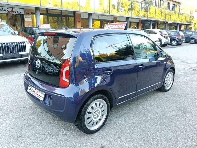 VOLKSWAGEN up! usata, con Sedile posteriore sdoppiato