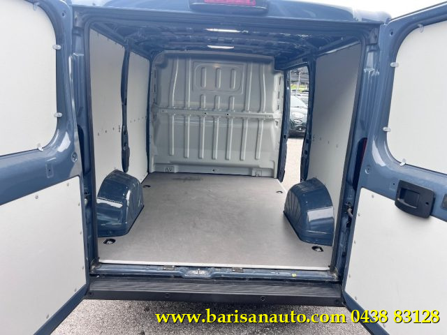 PEUGEOT Boxer usata, con Climatizzatore