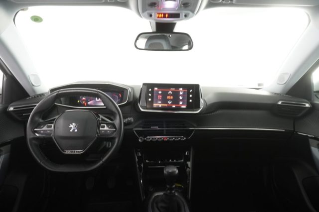 PEUGEOT 2008 usata 11