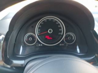 VOLKSWAGEN up! usata, con Airbag testa