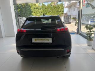 PEUGEOT 2008 usata, con Climatizzatore