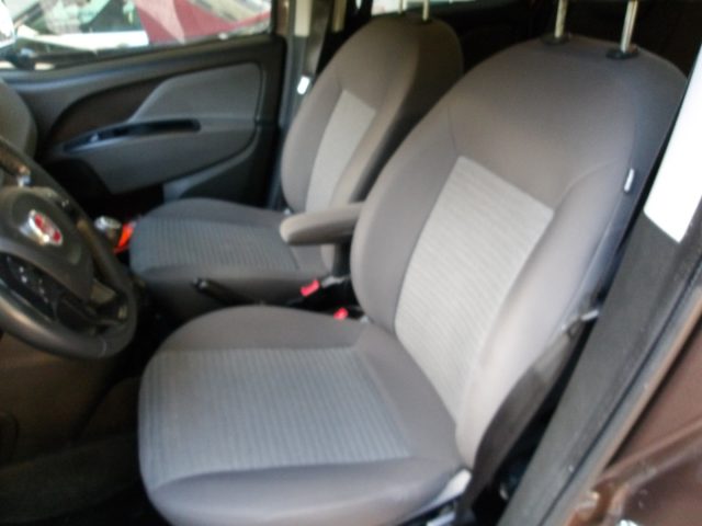 FIAT Doblo usata, con Park Distance Control