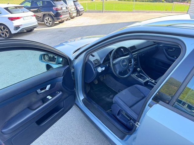 AUDI A4 usata, con Specchietti laterali elettrici