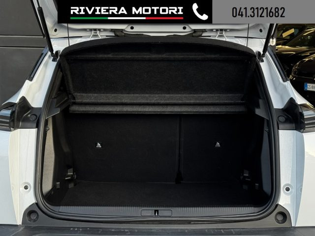 PEUGEOT 2008 usata, con Controllo automatico clima