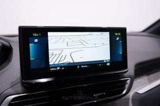 PEUGEOT 3008 usata, con Sistema di navigazione