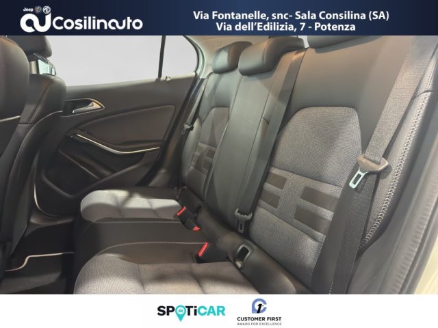 MERCEDES-BENZ GLA 180 usata, con Controllo trazione
