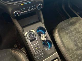 FORD Kuga usata, con Sistema di navigazione