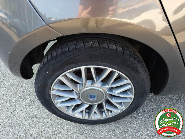 LANCIA Ypsilon usata, con Sedile posteriore sdoppiato