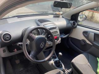 TOYOTA Aygo usata 12