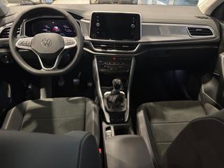 VOLKSWAGEN T-Roc usata, con Autoradio
