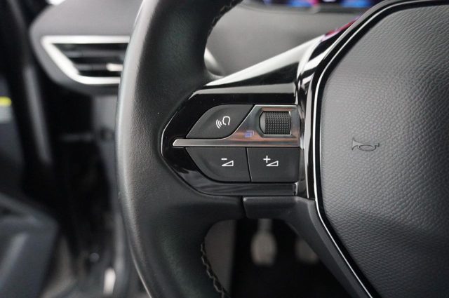 PEUGEOT 3008 usata, con Touch screen
