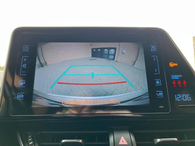 TOYOTA C-HR usata, con Climatizzatore