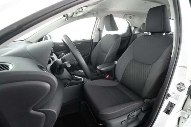 TOYOTA Yaris usata 2