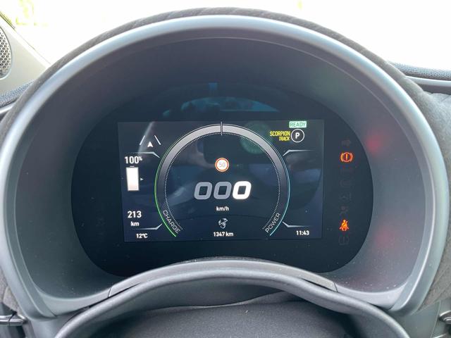 ABARTH 500e usata, con Specchietti laterali elettrici