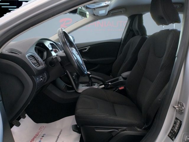 VOLVO V40 usata 13