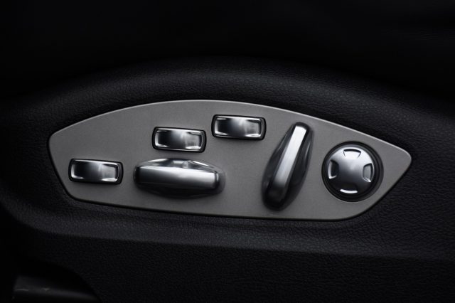 PORSCHE Macan usata, con Tettuccio apribile