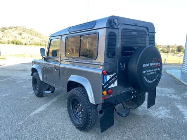 LAND ROVER Defender usata, con Servosterzo