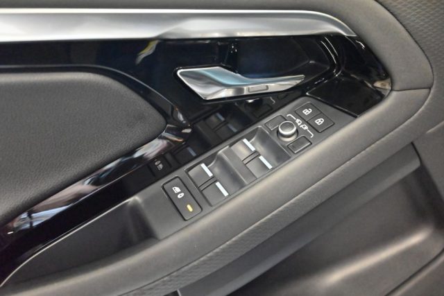 LAND ROVER Range Rover Evoque usata 40