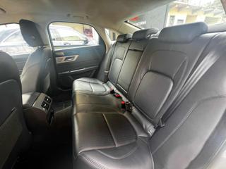 JAGUAR XF usata, con Cruise Control