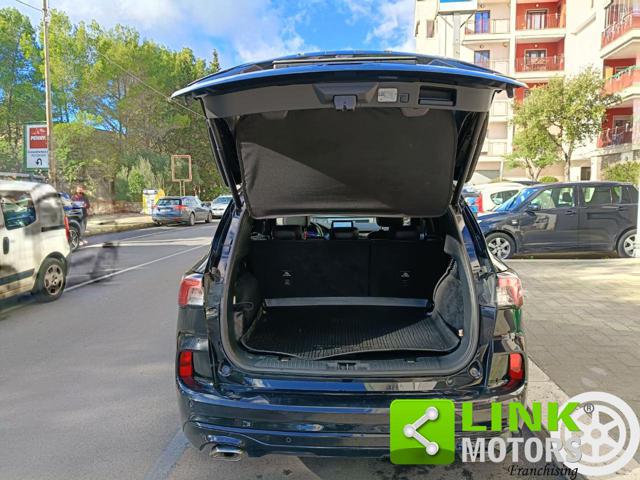 FORD Kuga usata, con Touch screen