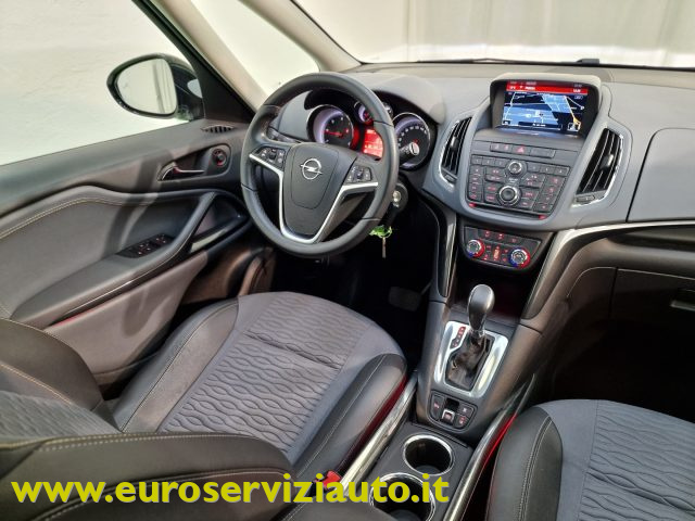 OPEL Zafira Tourer usata, con Controllo automatico clima