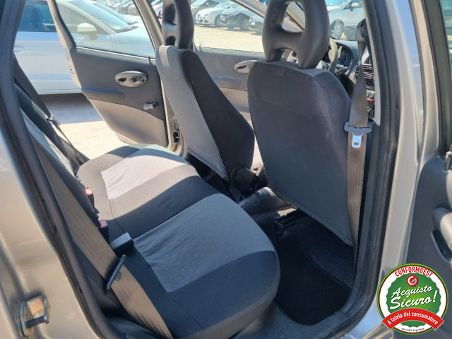 FIAT Punto usata 8