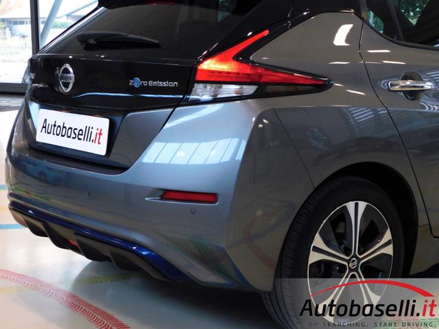 NISSAN Leaf usata, con MP3