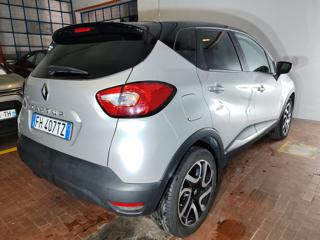 RENAULT Captur usata, con Autoradio
