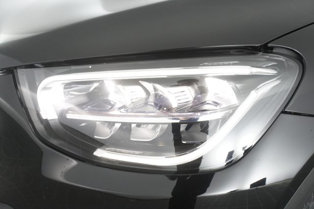 MERCEDES-BENZ CLA usata 7