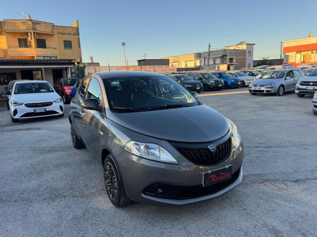 LANCIA Ypsilon usata, con Airbag
