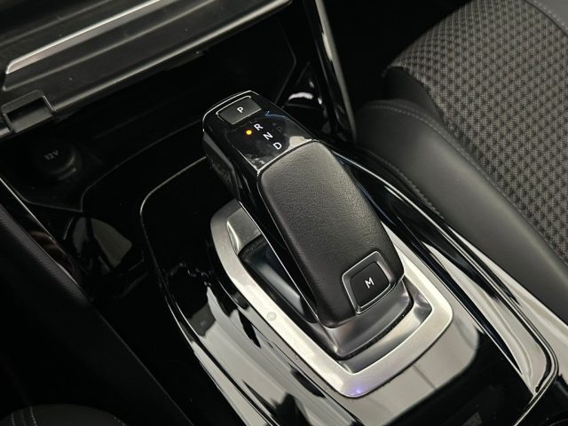 PEUGEOT 2008 usata, con Cruise Control